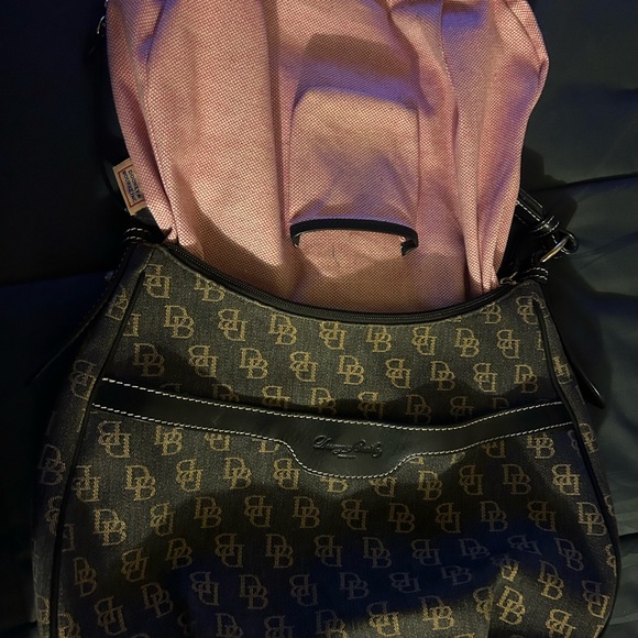 Dooney and Bourke - Picture 2 of 5